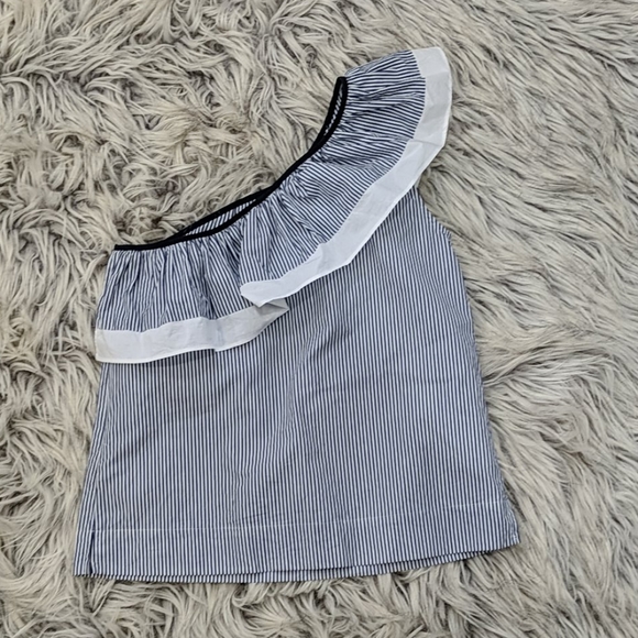 J.Crew Asymmetrical Ruffle top. - Picture 2 of 4